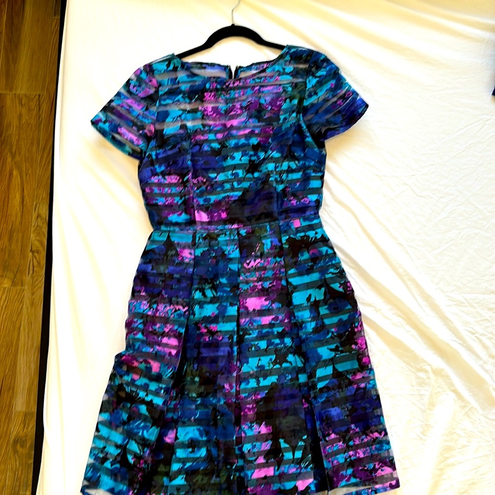 cocktail dress size 4, pockets, a-line, graphic print, print, blue, short